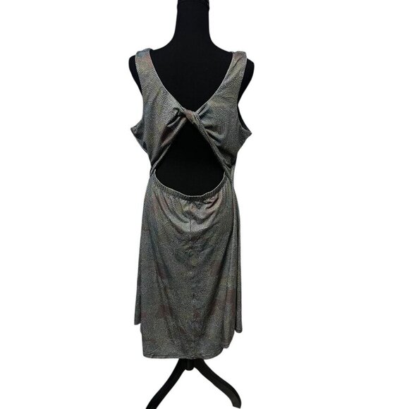 PRANA SKYPATH DRESS BUILD IN BRA FLARE STRETCH TWIST OPEN BACK MID LENGTH BEACH - Picture 4 of 5